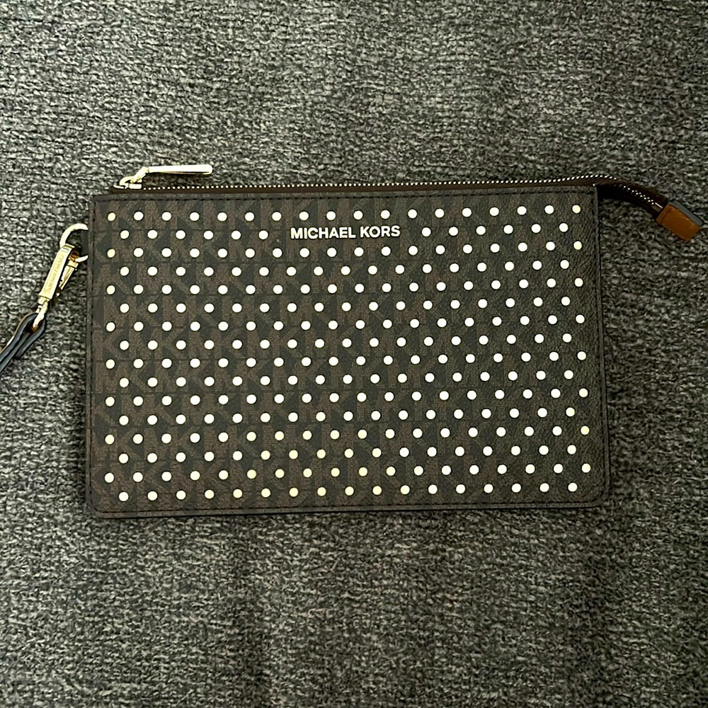 Michael Kors wristlet
